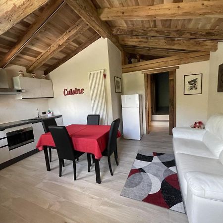 Profumo Di Legno Apartment Aosta Luaran gambar